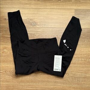 lululemon athletica Align HR Legging 25” pockets  Hawaii edition NWT